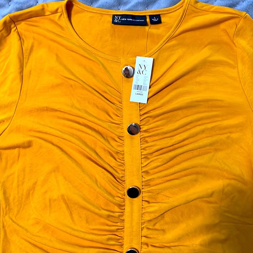 NY&Co 3/4 sleeve too rouched middle in gold/yellow